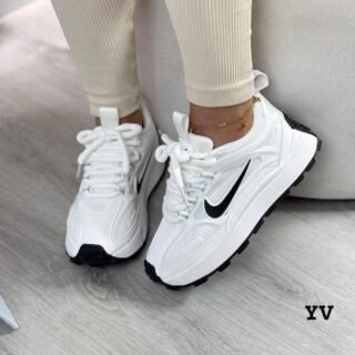 NIKE BAYELI